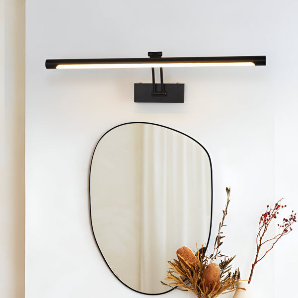 Une applique murale noire au-dessus d'un miroir. EX-1604956739,EX-7421113479,EX-5523457469,EX-0999315927,EX-9040306907,EX-1781853169,EX-4936903833,EX-8774169653,EX-0756517885,EX-8281765852,EX-978106059X,EX-378223541X,EX-0246508582,EX-8389967979,EX-2442312484,EX-2992506680,