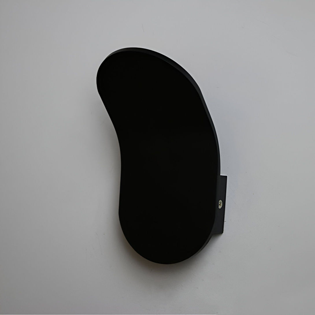 Une image d'une applique murale noire en forme de haricot. DE-8054556632,DE-0853481989,DE-2502387817,DE-7283470557,DE-6011146961,DE-3639032594,DE-4151317678,DE-0168772612,DE-6626641387,DE-2260219322,DE-6307227001,DE-3738266372,DE-8511010173,DE-7036764996,DE-4587051241,DE-9018460893,DE-0632344601,DE-4256653104,DE-5000257235,DE-4700066563,DE-3834710490,