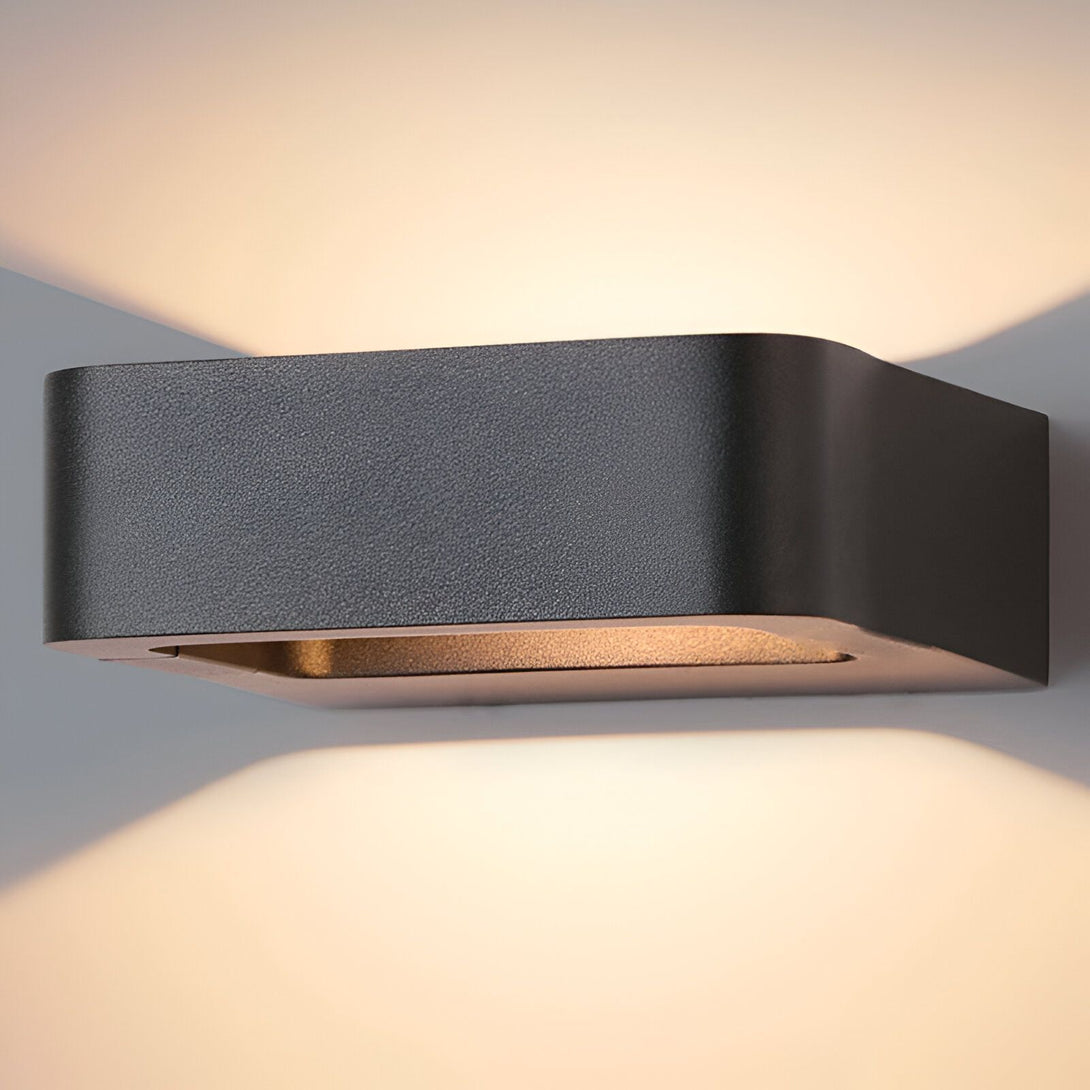 Le Luminaire Extérieur Moderne est un luminaire mural au design épuré et élégant. Il est fabriqué en aluminium de haute qualité et est disponible en plusieurs finitions. Il est idéal pour éclairer les murs extérieurs de votre maison ou de votre entreprise. TI-4579808703,TI-7025145769,TI-2819352278,TI-7556450449,TI-3230127471,TI-2139594959,TI-2581547421,TI-0992319544,