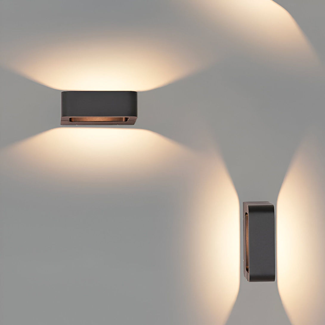 Le luminaire extérieur moderne est un produit qui s'adapte à tous les styles d'extérieurs. Avec sa forme rectangulaire et sa couleur noire, il est à la fois sobre et élégant. Il est parfait pour éclairer une terrasse, un balcon ou une allée. TI-4579808703,TI-7025145769,TI-2819352278,TI-7556450449,TI-3230127471,TI-2139594959,TI-2581547421,TI-0992319544,