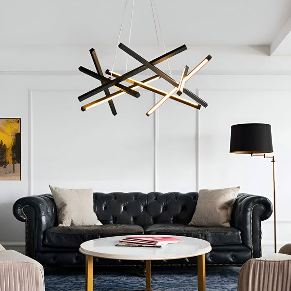 Le luminaire Séjour est une suspension design composée de 8 tubes en métal noir. Chaque tube est équipé d'une LED intégrée de 3W. Le luminaire est suspendu par 2 câbles en acier d'une longueur de 1,20 mètre. Il est parfait pour éclairer un salon, une salle à manger ou une cuisine. YN-2572447363,YN-1685321194,YN-6100270501,YN-5705793197,YN-5056583979,YN-6043819902,