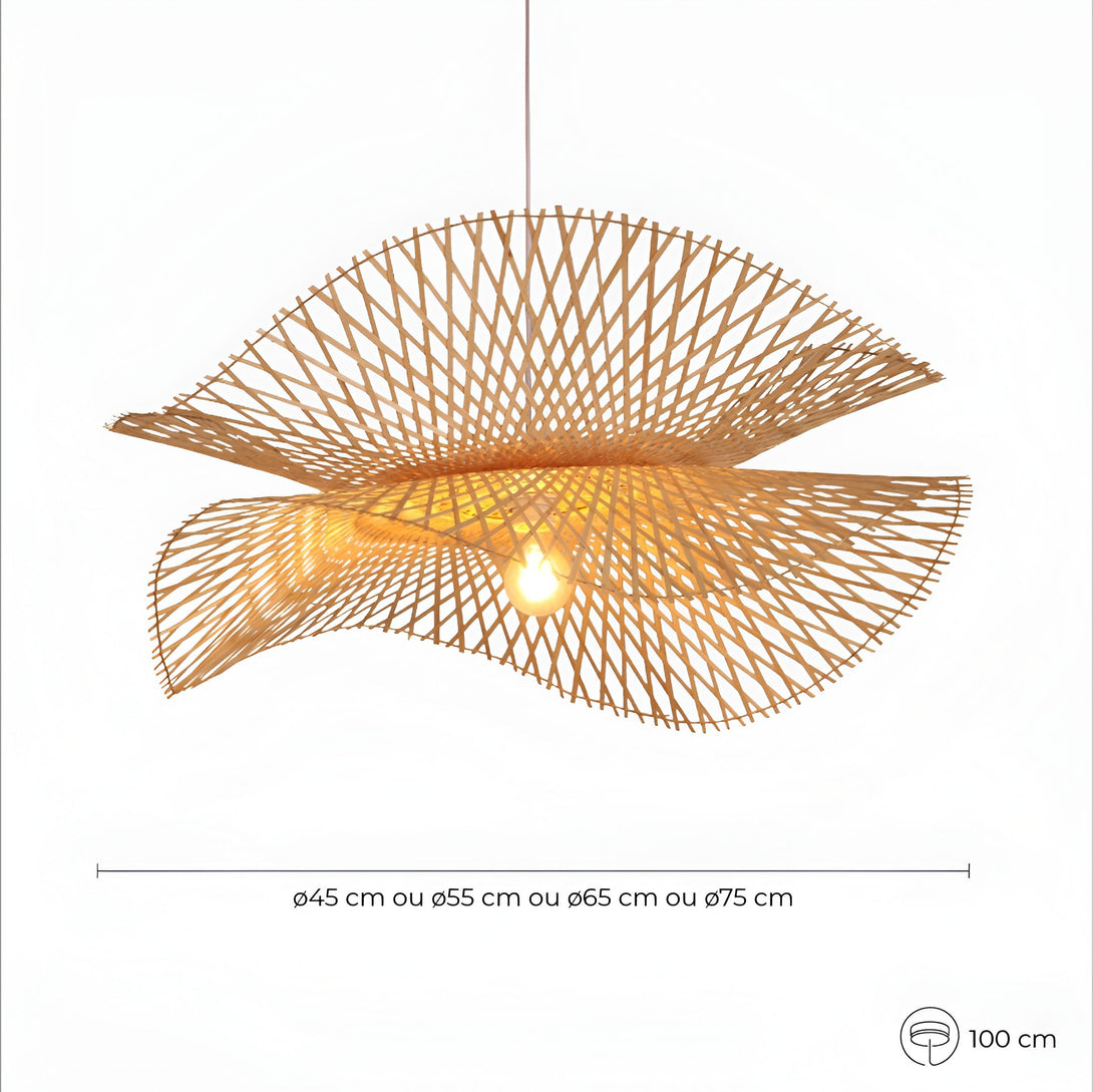 Suspension luminaire bohème en bambou tressé main. Cette suspension bohème en bambou tressé main est fabriquée à partir de matériaux naturels et durables. Elle est dotée d'un abat-jour en bambou tressé qui diffuse une lumière douce et chaleureuse. Cette suspension est idéale pour créer une ambiance bohème et chaleureuse dans votre intérieur. SA-3870349573,SA-2370069996,SA-1886852669,SA-5300493295,