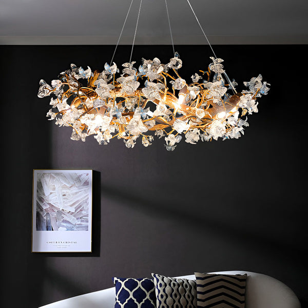 Un lustre doré en forme de branches d'arbre avec des fleurs en cristal transparent et des feuilles bleues. FI-7401045478,FI-7636163748,FI-2668929849,FI-4899335466,FI-0631601309,FI-3047964742,FI-2348703971,FI-9959011879,FI-1069674141,FI-2653575264,FI-5426406391,FI-3232057624,FI-0410216437,FI-2548461963,FI-588039851X,FI-8929249345,FI-5559062308,FI-4701298158,FI-8967028059,FI-7922604505,FI-3821048514,FI-8440477155,FI-5735157485,FI-8210212354,