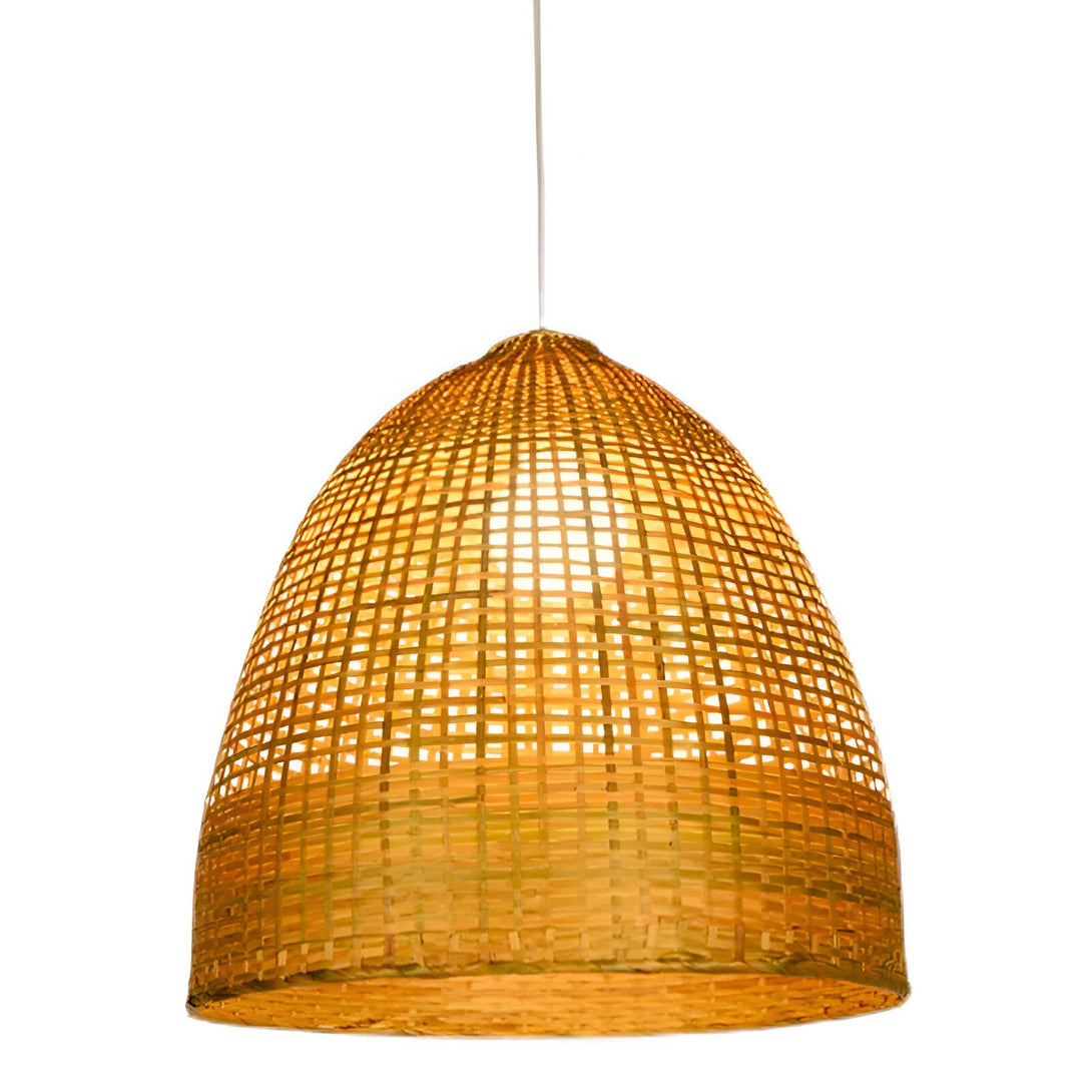 Une lampe en osier tressé en forme de cloche avec une lumière chaude à l'intérieur. FE-7812265536,